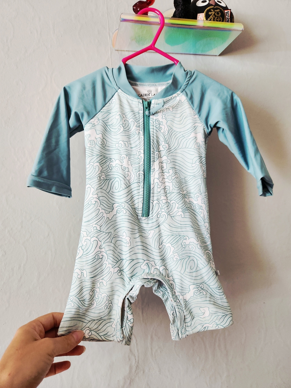 Caden Lane 0-3m Sea Wave Rashguard One-Piece - Light Teal & White